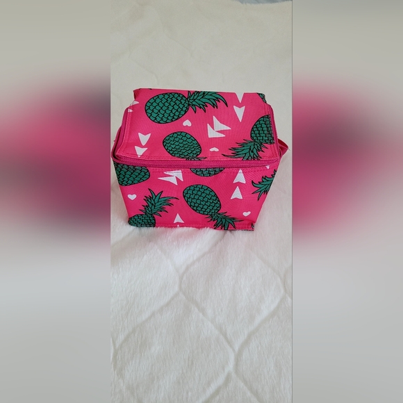 Grill Maestro Insulated Lunch Bag. - Picture 5 of 5